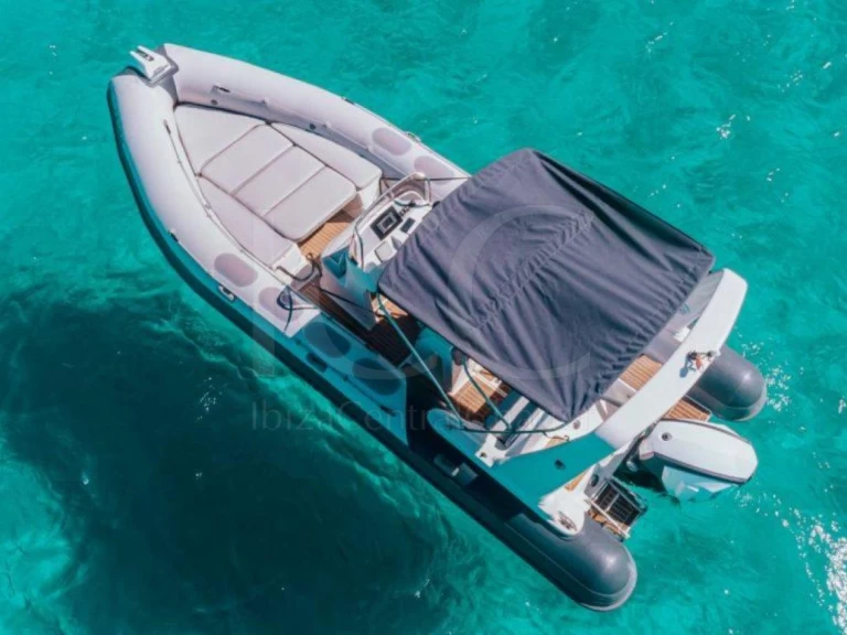 Wynajem Motorówka w Arzon - Valiant Valiant 750 Cruiser