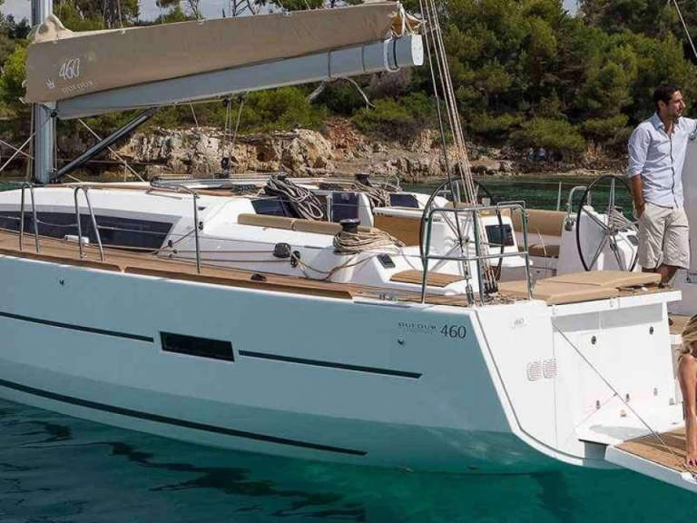 Wynajem Żaglowiec Dufour z patentem 