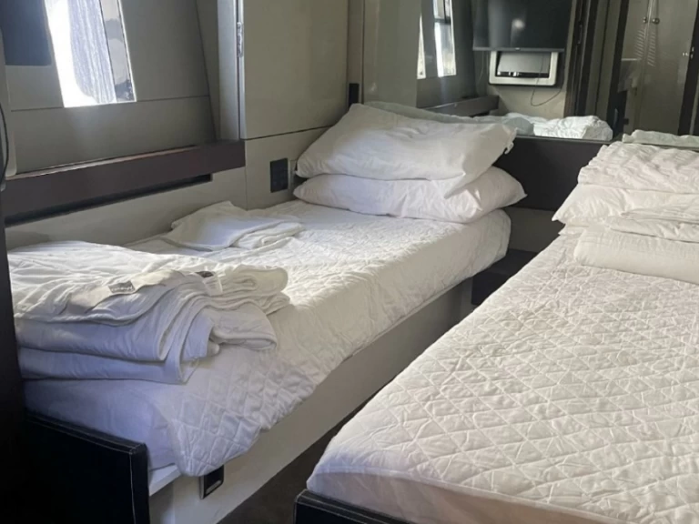 Wynajmij Fairline Targa 58 GTB w Cannes