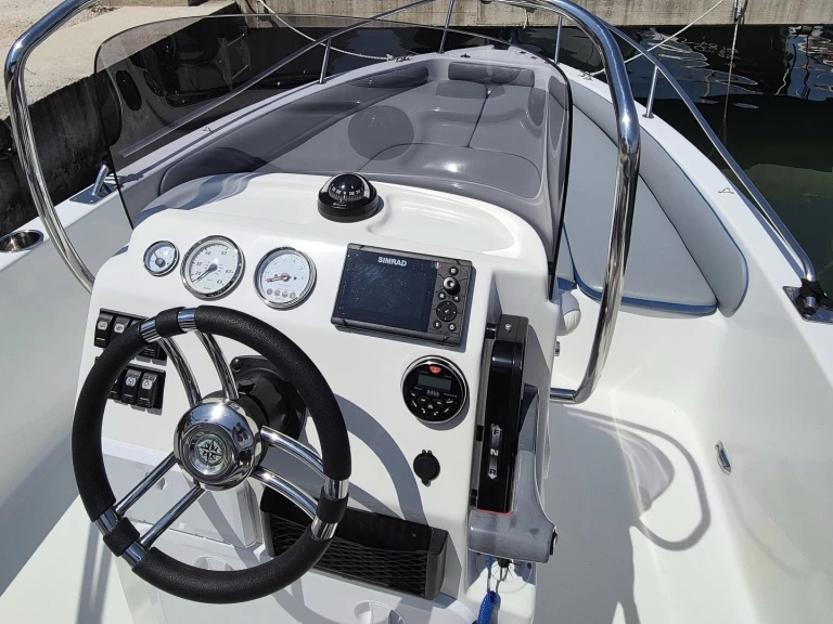 Wynajem w Červar-Porat- Holiday 19 Open na SamBoat