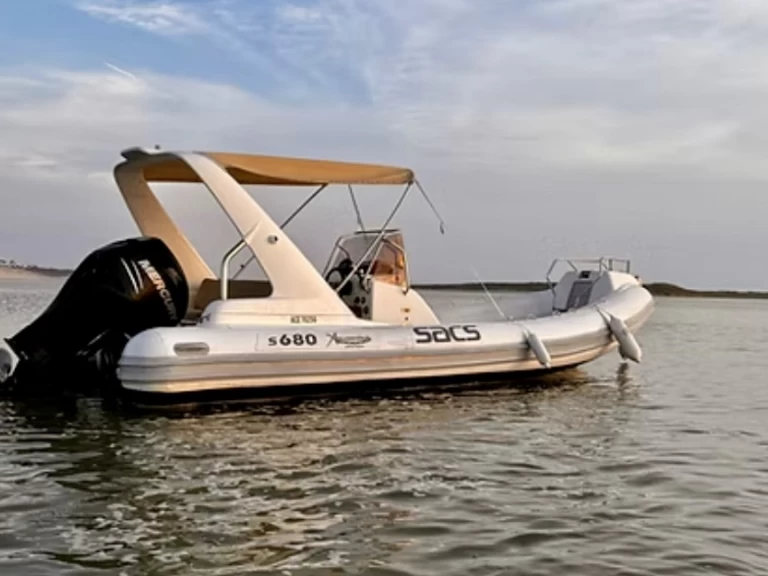 Łódż półsztywna do wynajmu w Arcachon w najlepszej cenie