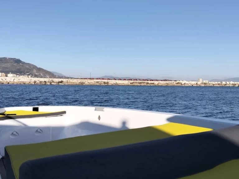 Wynajem Motorówka  z patentem 