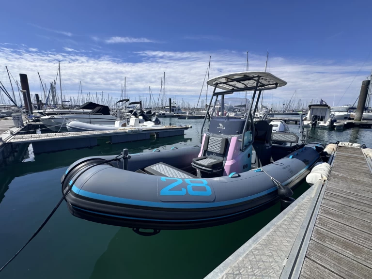 Wynajem łodzi Highfield 660 Sport Edition Limitée Paris 2024 w La Rochelle na SamBoat 