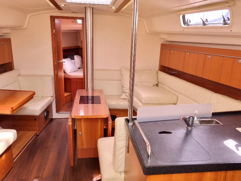 Wynajmij Hanse Hanse 415 w Primosten