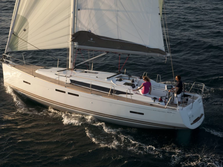 Wynajem łodzi Fethiye tanio Sun Odyssey 409