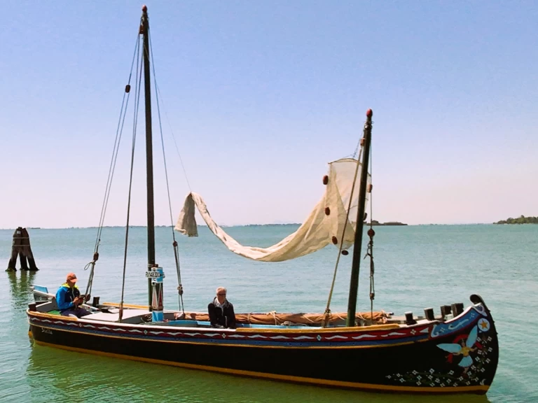 Wynajem Motorówka Amadi z patentem 