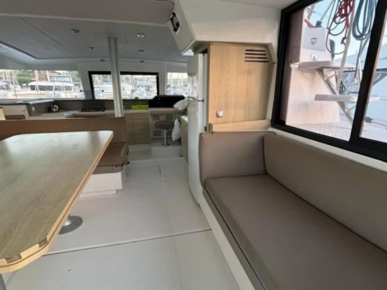 Wynajem Katamaran Catana z patentem 