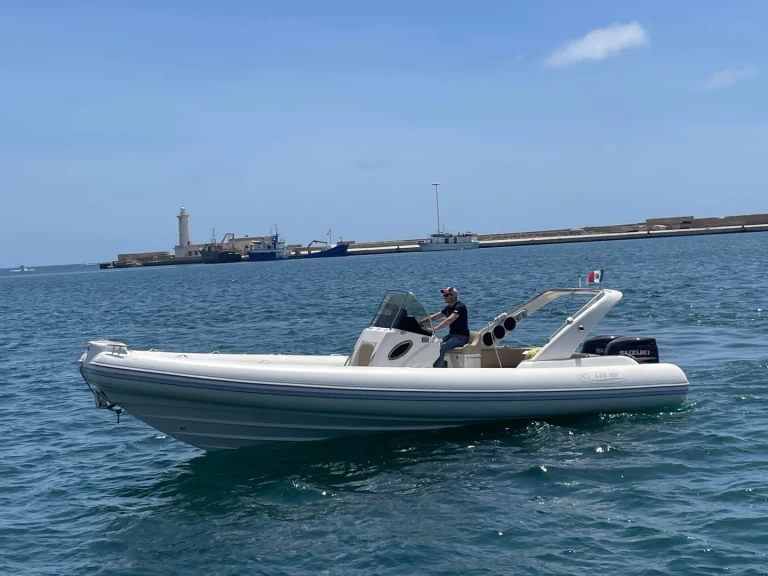 Wynajem łodzi Porto turistico Marsala tanio Led Gs 28