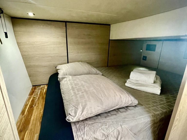 Luksusowy jacht do wynajmu w Hyeres w najlepszej cenie