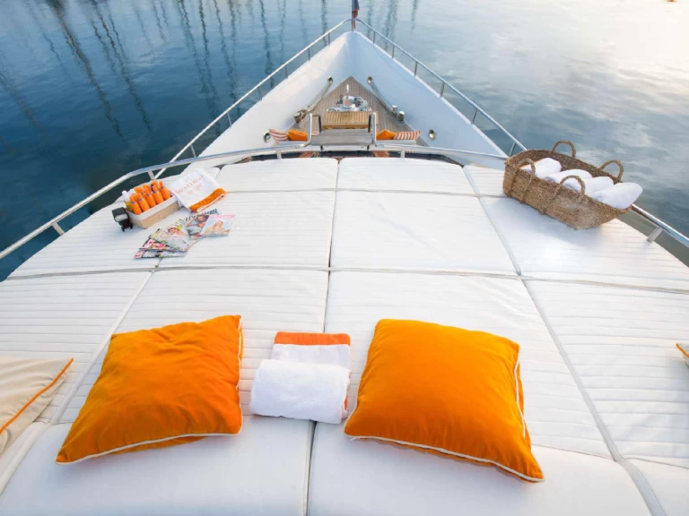 Wynajem Luksusowy jacht w Barcelona - Heesen 92,6