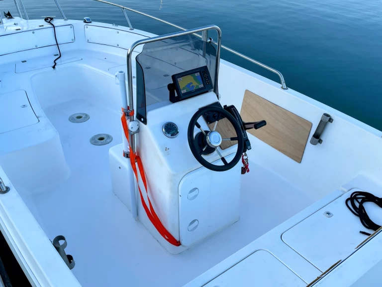 Wynajem łodzi La Rochelle tanio Fiesta 510