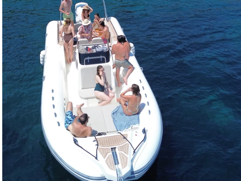 Wynajmij Capelli Tempest 900 Open w Hyeres