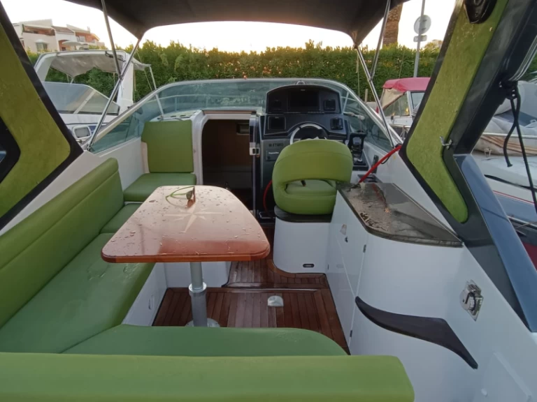 Wynajem w Mandelieu-la-Napoule- blumar Sport 26 cruiser na SamBoat