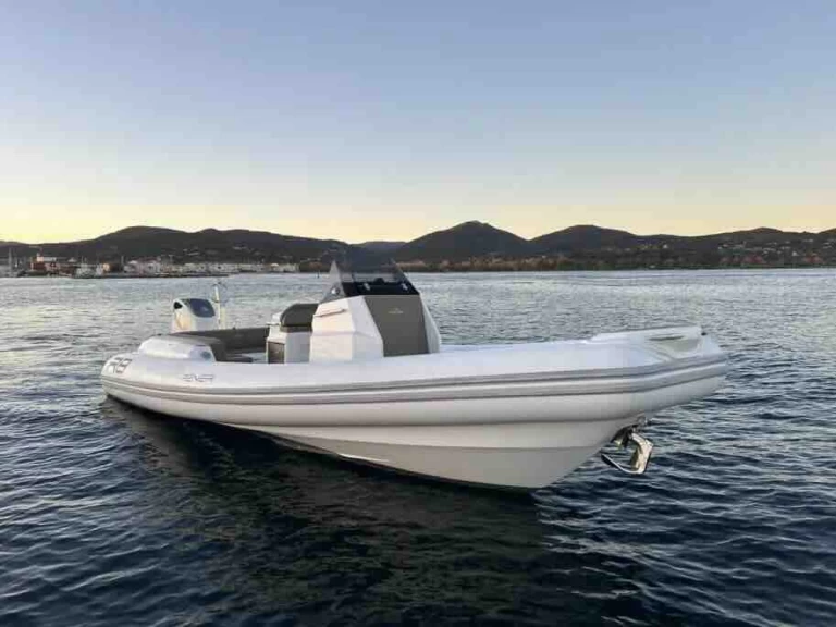 Łódż półsztywna do wynajmu w Palermo w najlepszej cenie