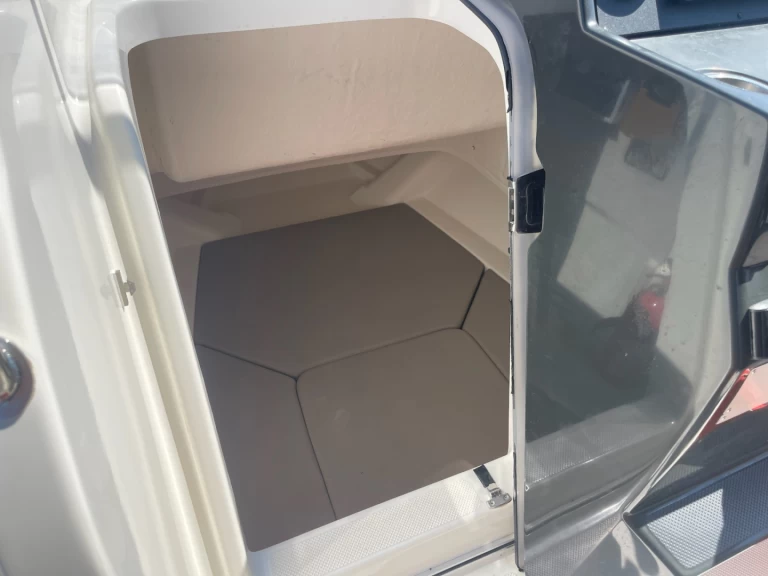 Wynajem Motorówka Quicksilver z patentem 