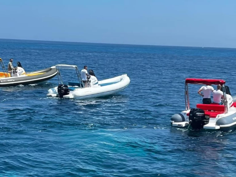 Wynajem Łódż półsztywna 2 BAR z patentem 