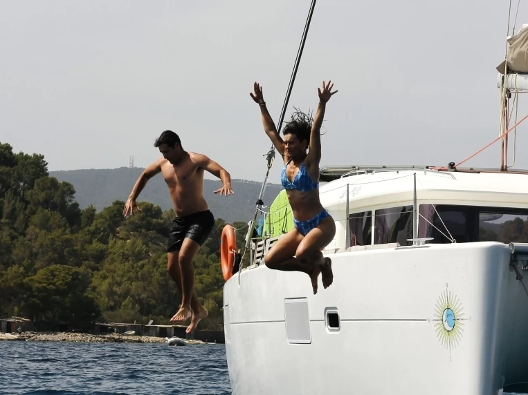 Wynajmij Lagoon Lagoon 400 w Ibiza Town