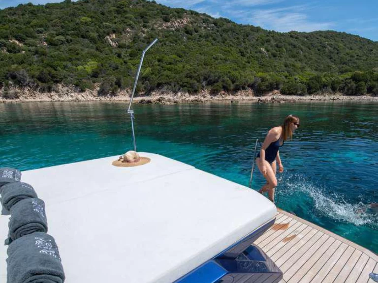 Wynajem Motorówka w Cannes - WALLY YACHTS 48