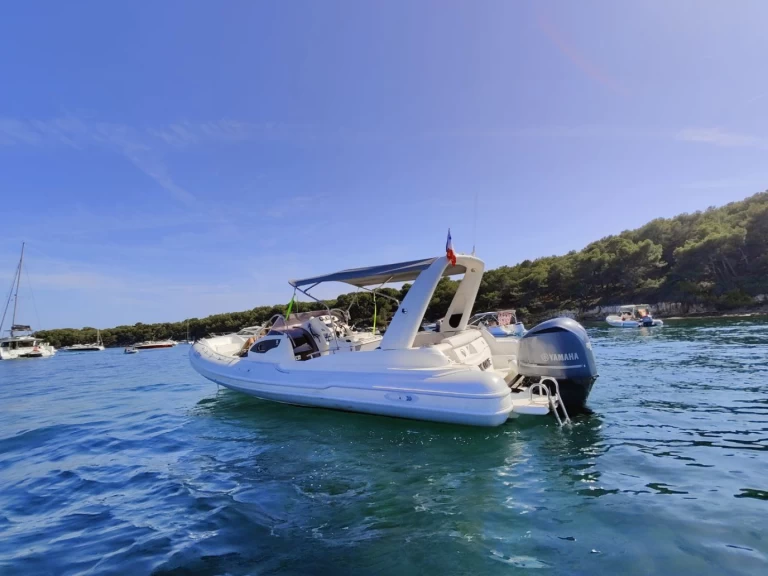 Wynajem w Mandelieu-la-Napoule- Marco E-Motion 29’ na SamBoat