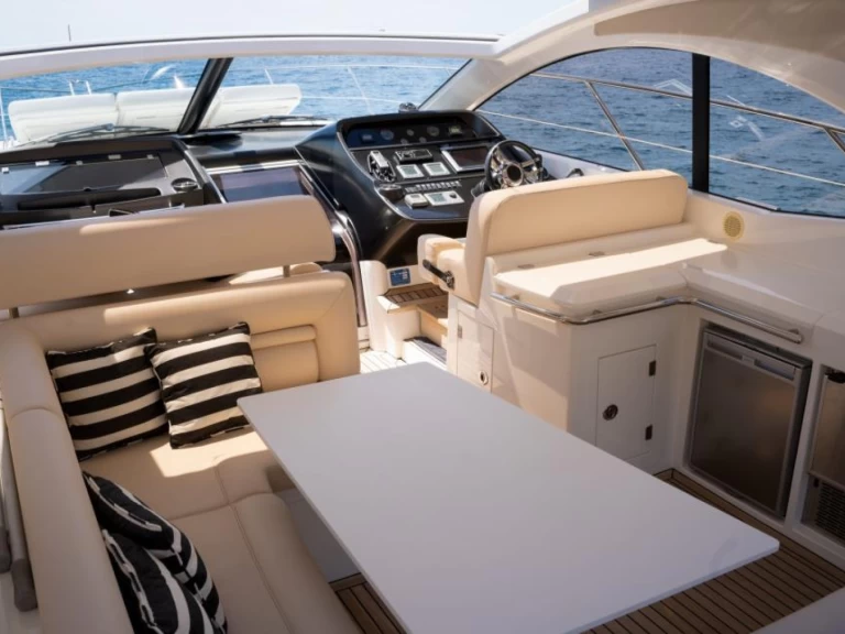 Wynajem Motorówka w Golfe-Juan - Sunseeker Portofino 48