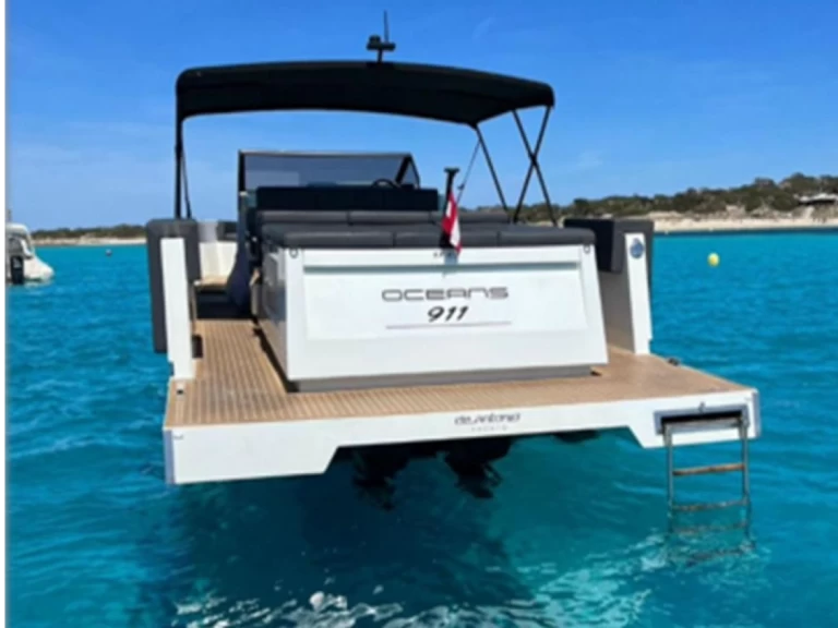 Wynajem w Ibiza Town- DE ANTONIO Yachts 33 na SamBoat