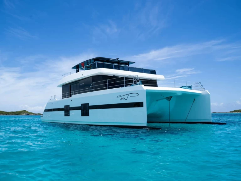 Wynajem Luksusowy jacht Sunreef z patentem 