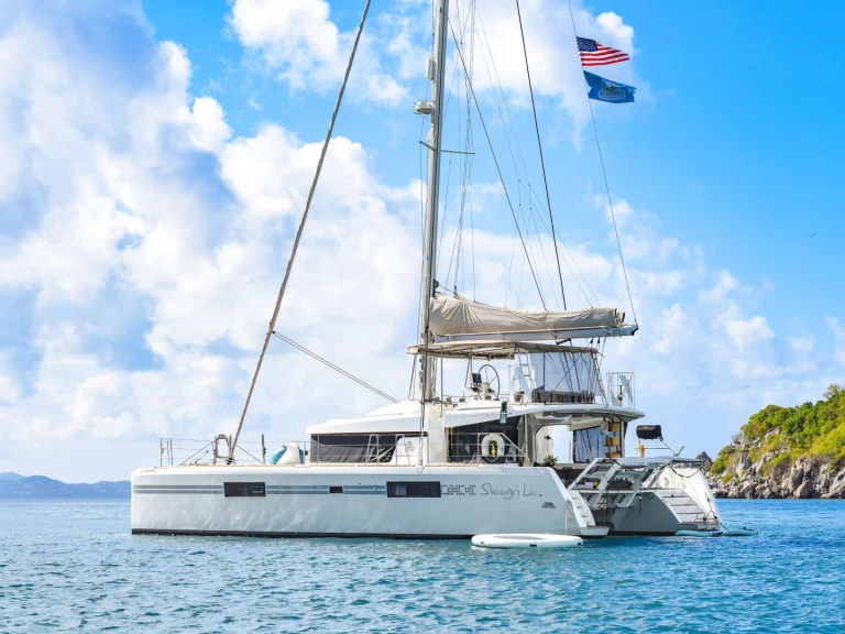 Wynajmij Luksusowy jacht z lub bez skippera Lagoon w Brytyjskie Wyspy Dziewicze