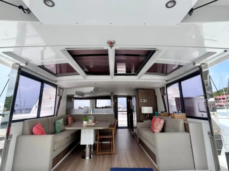 Wynajem łodzi Parham Town tanio Bali 4.6