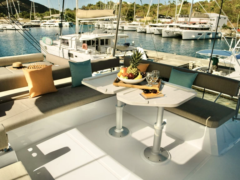 Katamaran do wynajmu w Parham Town w najlepszej cenie