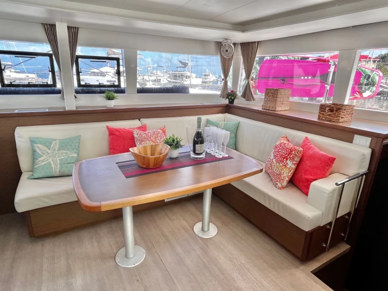 Wynajem łodzi Lagoon Lagoon 450 w Parham Town na SamBoat 