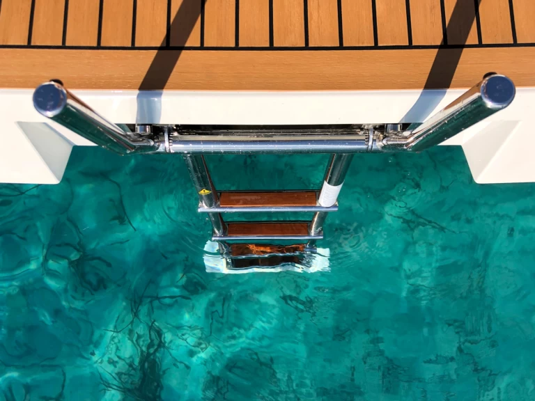 Luksusowy jacht do wynajmu w Cannes w najlepszej cenie