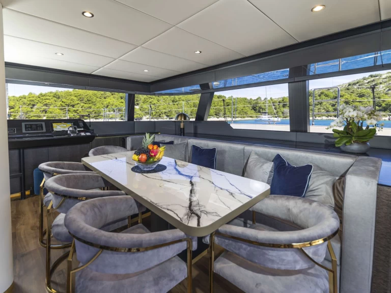 Sunreef Sunreef 60 (23) między profesjonalistami a osobami prywatnymi w Dubrownik