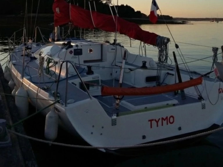 Wynajem w Loctudy- 3c-Composites Bongo 9.60 na SamBoat