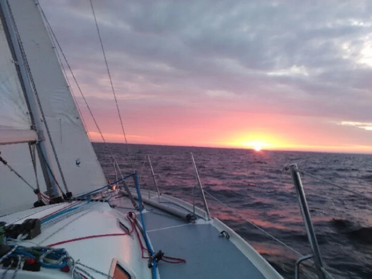 Wynajem łodzi 3c-Composites Bongo 9.60 w Loctudy na SamBoat 