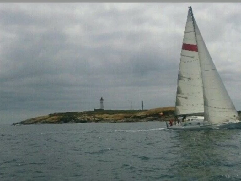 Żaglowiec do wynajmu w Loctudy w najlepszej cenie