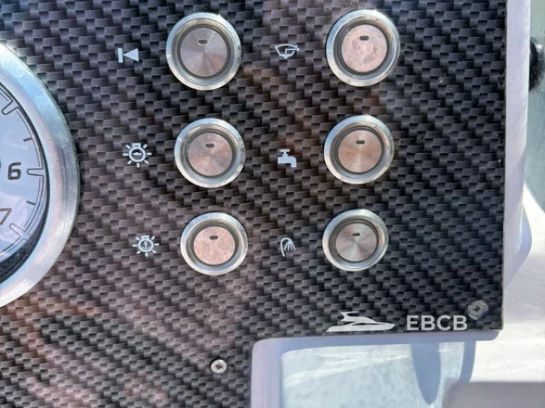 Wynajem łodzi Port de Palamós tanio MARINE 6.2