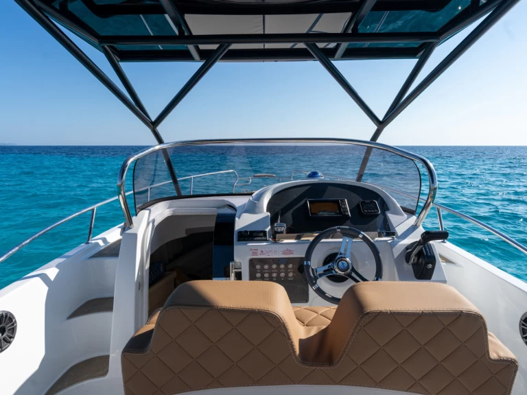 Saver 750WA między profesjonalistami a osobami prywatnymi w s'Estanyol de Migjorn