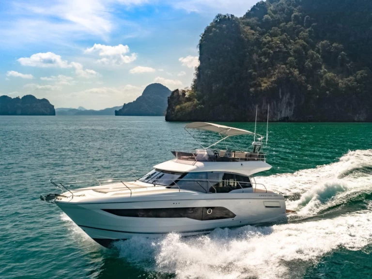 Wynajmij Prestige Prestige 420 Fly w Juan-les-Pins