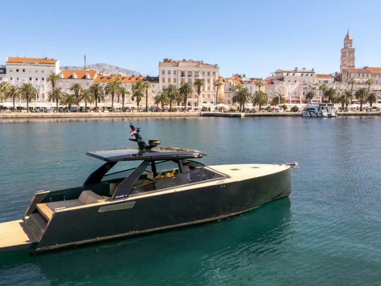 Colnago Colnago 45 między profesjonalistami a osobami prywatnymi w Split