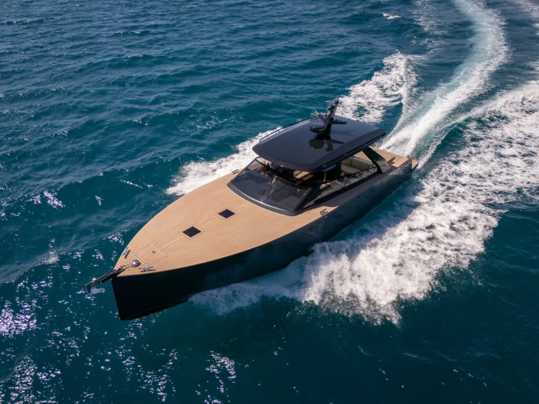 Wynajem łodzi Split tanio Colnago 45