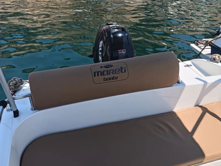 Mareti Open 430 między profesjonalistami a osobami prywatnymi w Altea