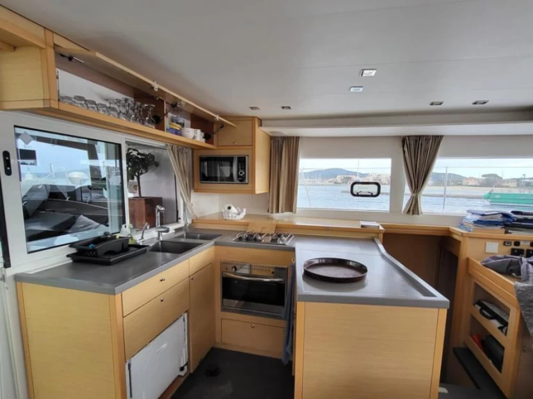 Wynajmij Lagoon Lagoon 450 F w Port Grimaud