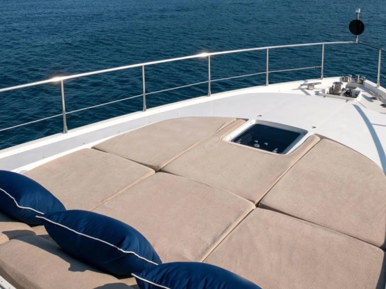 Wynajem Luksusowy jacht Leopard z patentem 