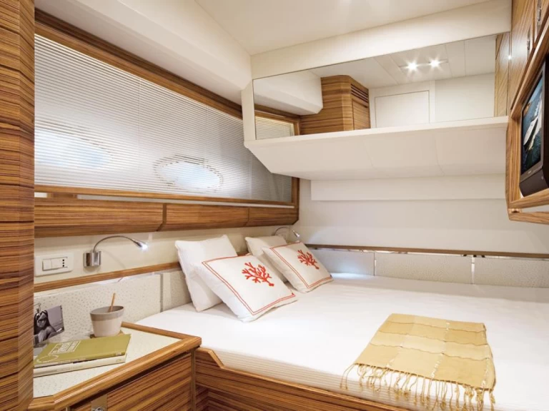 Wynajmij Itama 55 w Juan-les-Pins