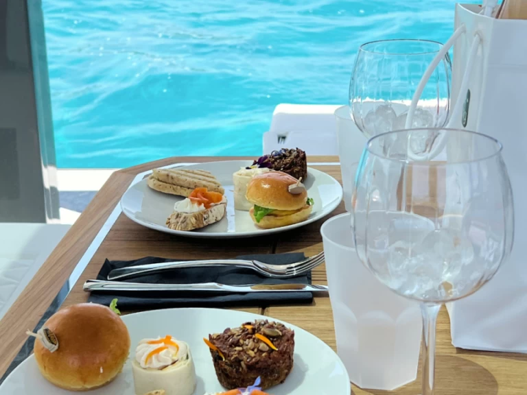 Luksusowy jacht do wynajmu w Saint-Florent w najlepszej cenie