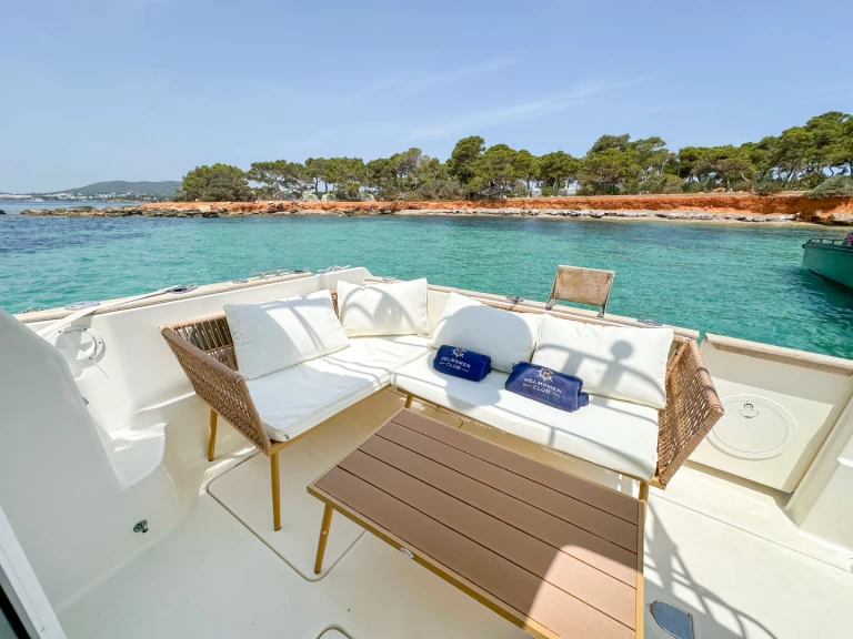 Wynajem Motorówka Rodman z patentem 