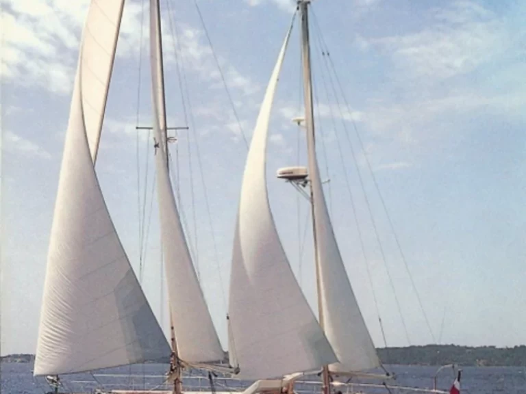 Wynajem łodzi Amel Maramu w Santa-Maria-Poggio na SamBoat 