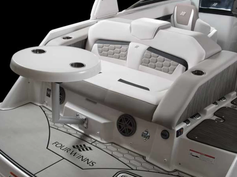 Wynajem Motorówka w Cannes - Cranchi Turchese 24