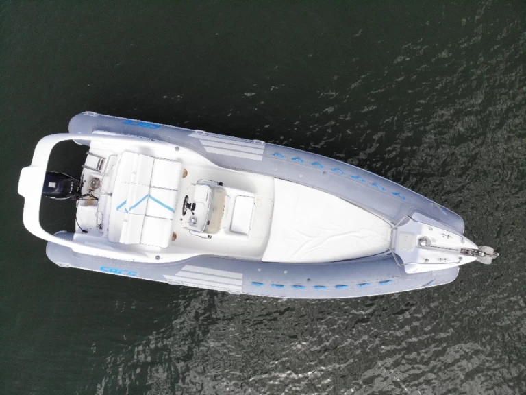 Łódż półsztywna do wynajmu w Lège-Cap-Ferret w najlepszej cenie