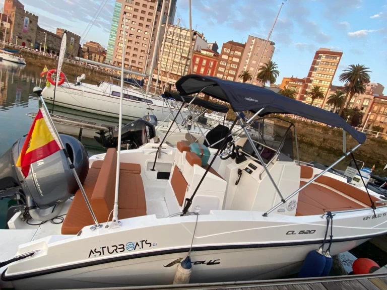 Wynajem łodzi Nireus CL620 w Gijón na SamBoat 